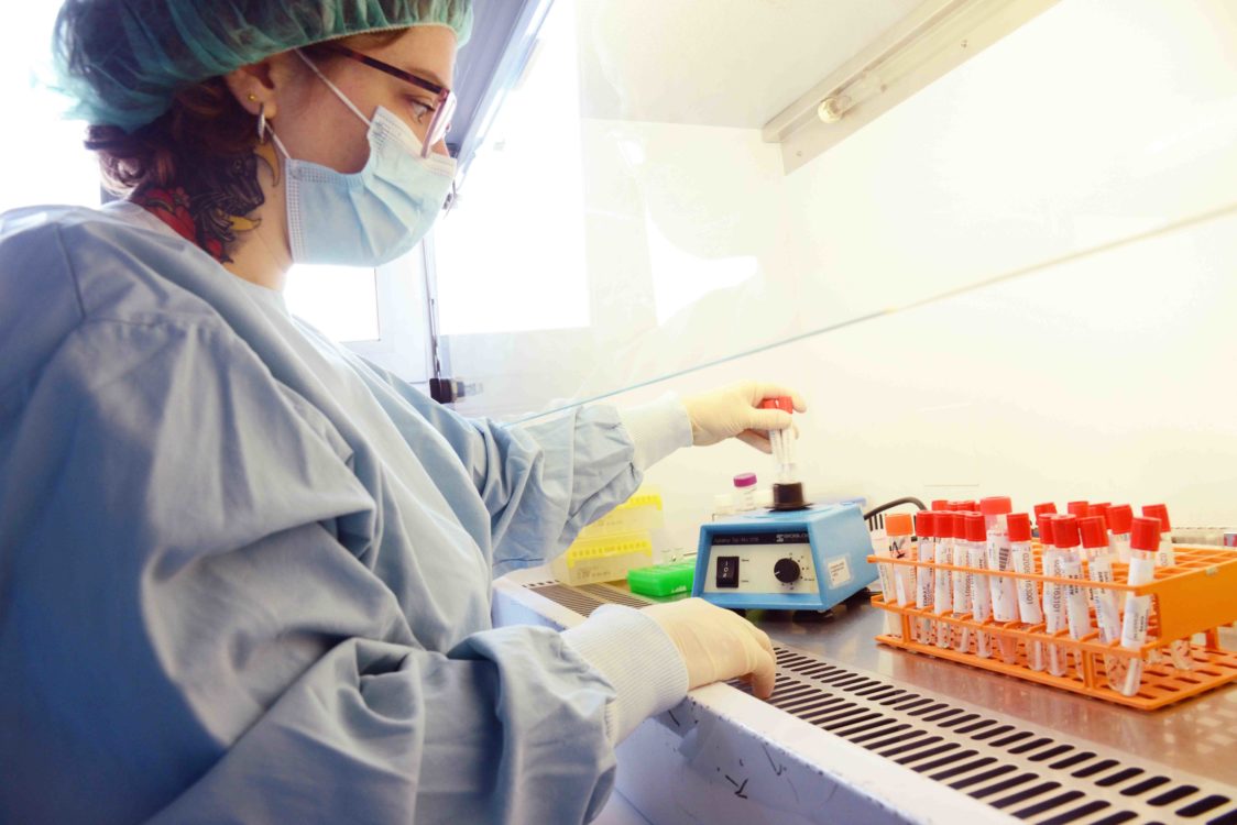 Covid-19, dépistage